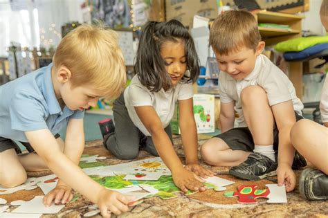 Montessori Schools Revolutionizing Early Education: Key Insights and Latest Updates